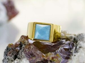 Lazulite turning ring